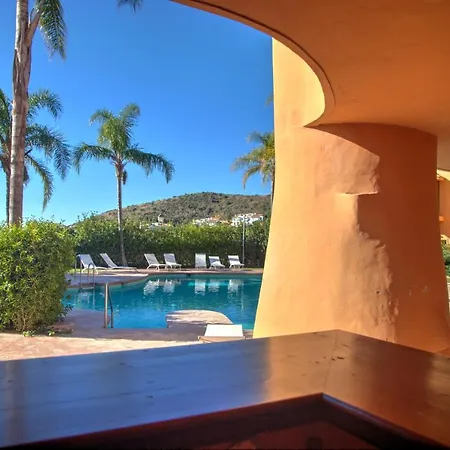 Villa 4 Bedroom Townhouse In Riviera Del Sol With Sea Views Sitio de Calahonda